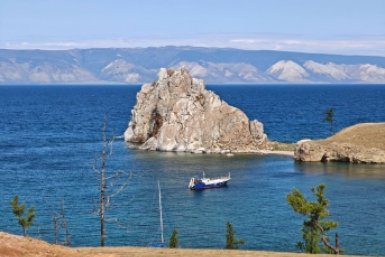 Скала Шаманка (Мыс Бурхан) Анастасия Вострецова, корр. ИА AngarskMedia